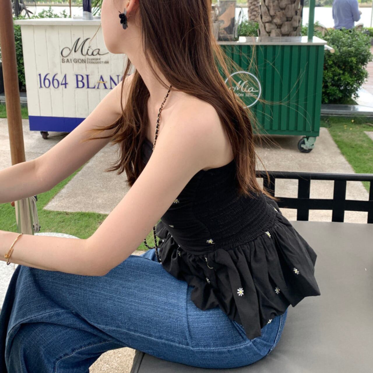 デイジー フレアチューブトップ A4174