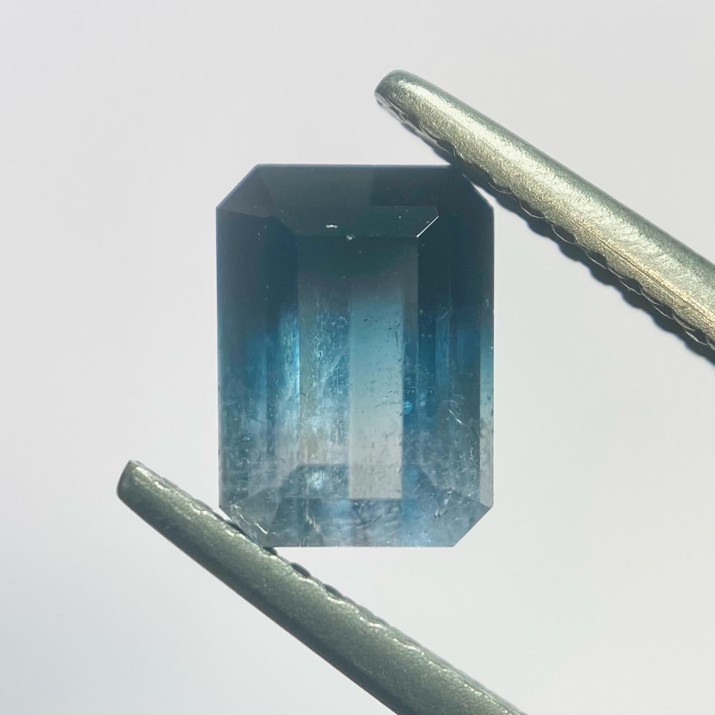 ヨル トルマリン