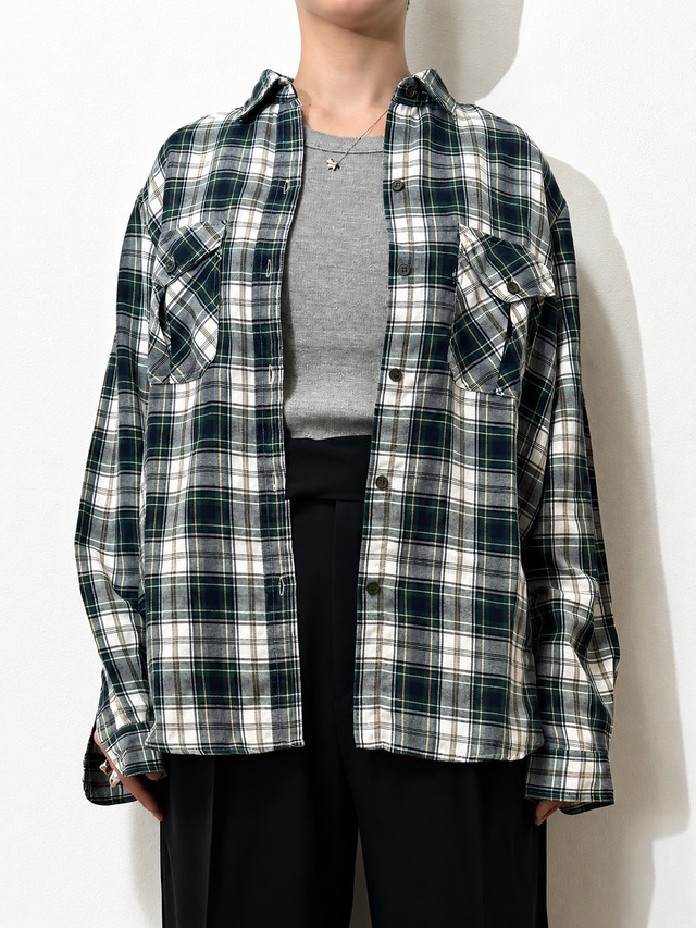 BL8-25 USED Levi's CHECK SHIRT "GREEN"
