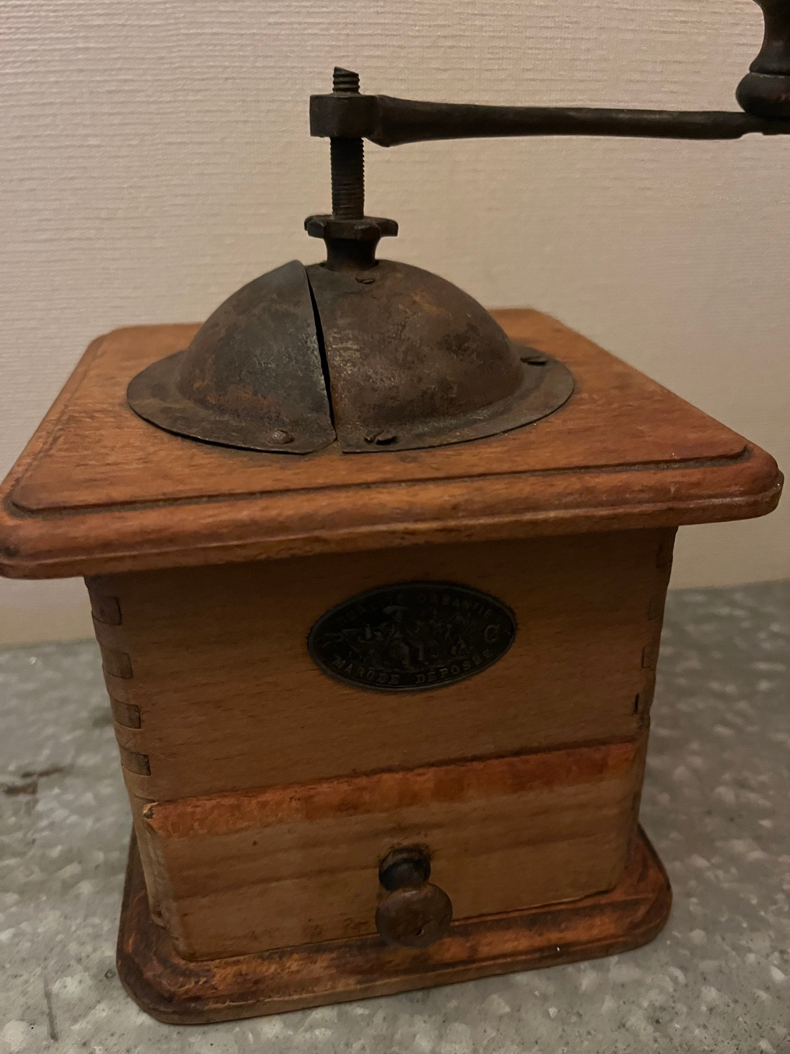 Coffee Mill antique＜コーヒーミル・木製ミル・古道具・アンティーク