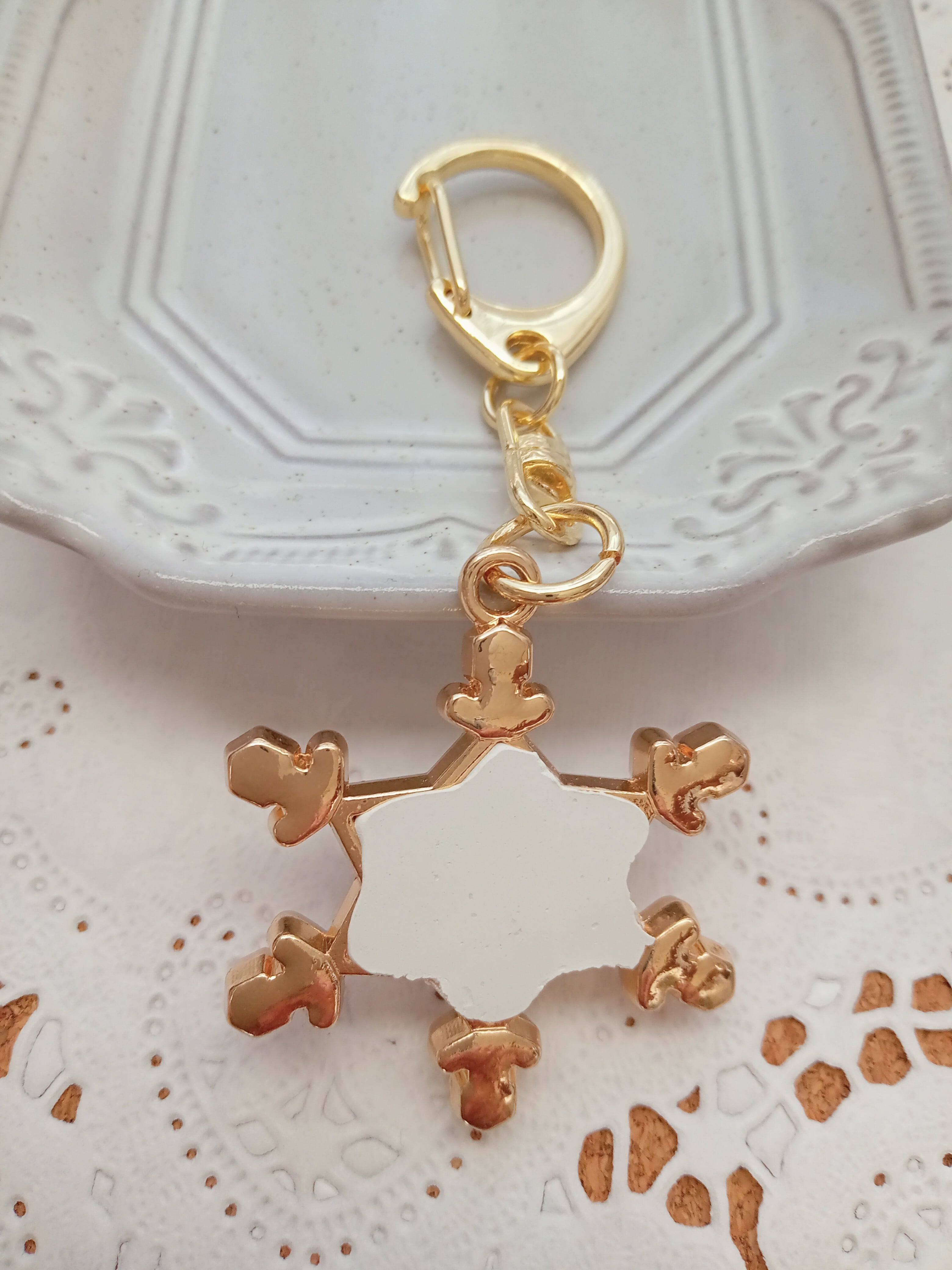 スワロフスキー・クリスタル 雪の結晶 キーホルダー | Y's select & cafe