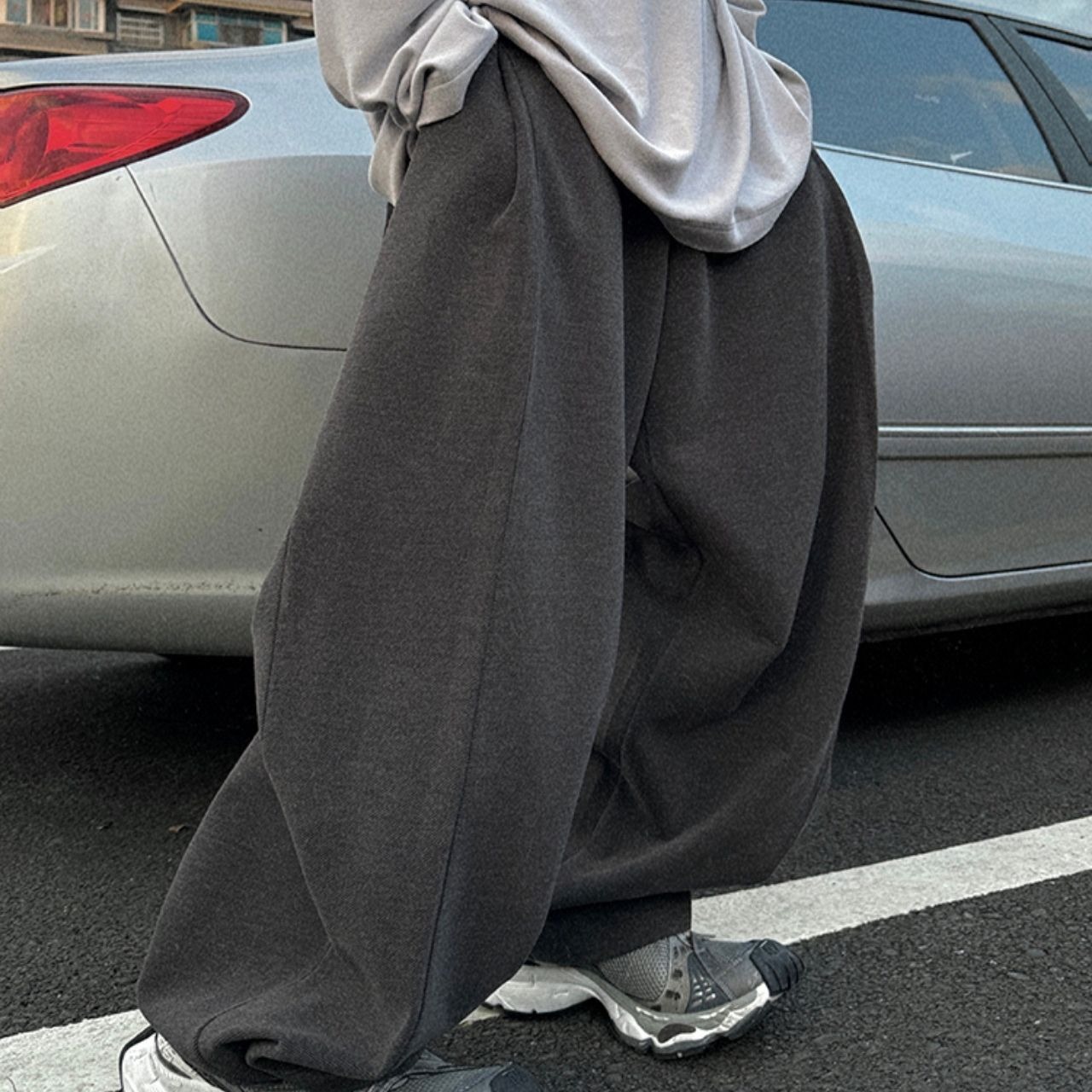 ビッグシルエット立体プリーツパンツ　1049