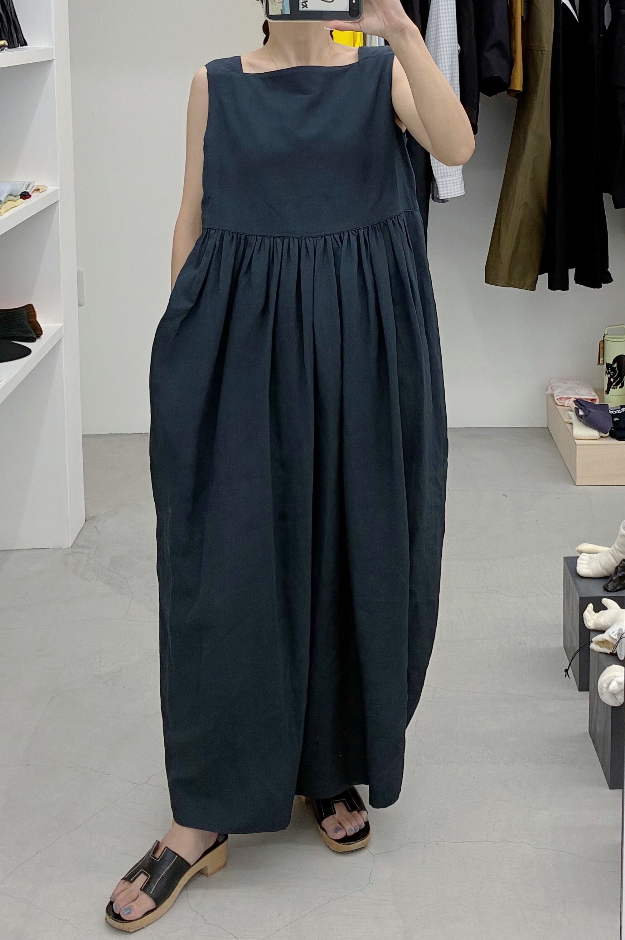 TENNE HANDCRAFTED MODERN viscose no sleeve cocon dress / d.navy