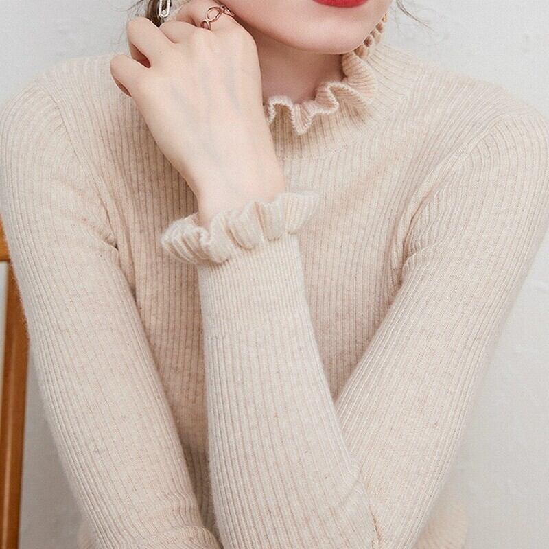 Half flare turtleneck sweater