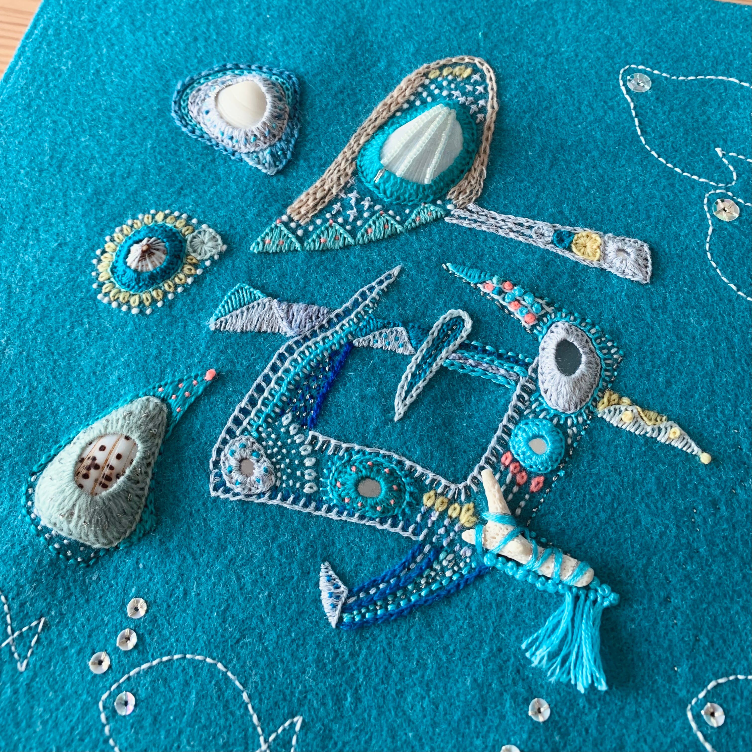 手芸素材・材料 刺繍アート