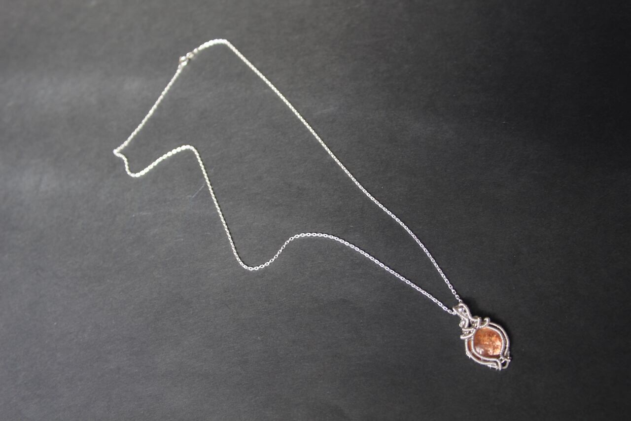 Sunstone silver925 wire wrapping pendant