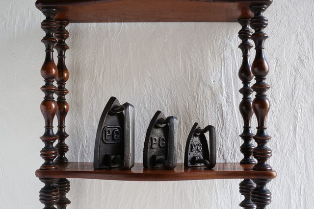 フランス アンティーク ヴィンテージ アイアン ミニアイロン N-06653