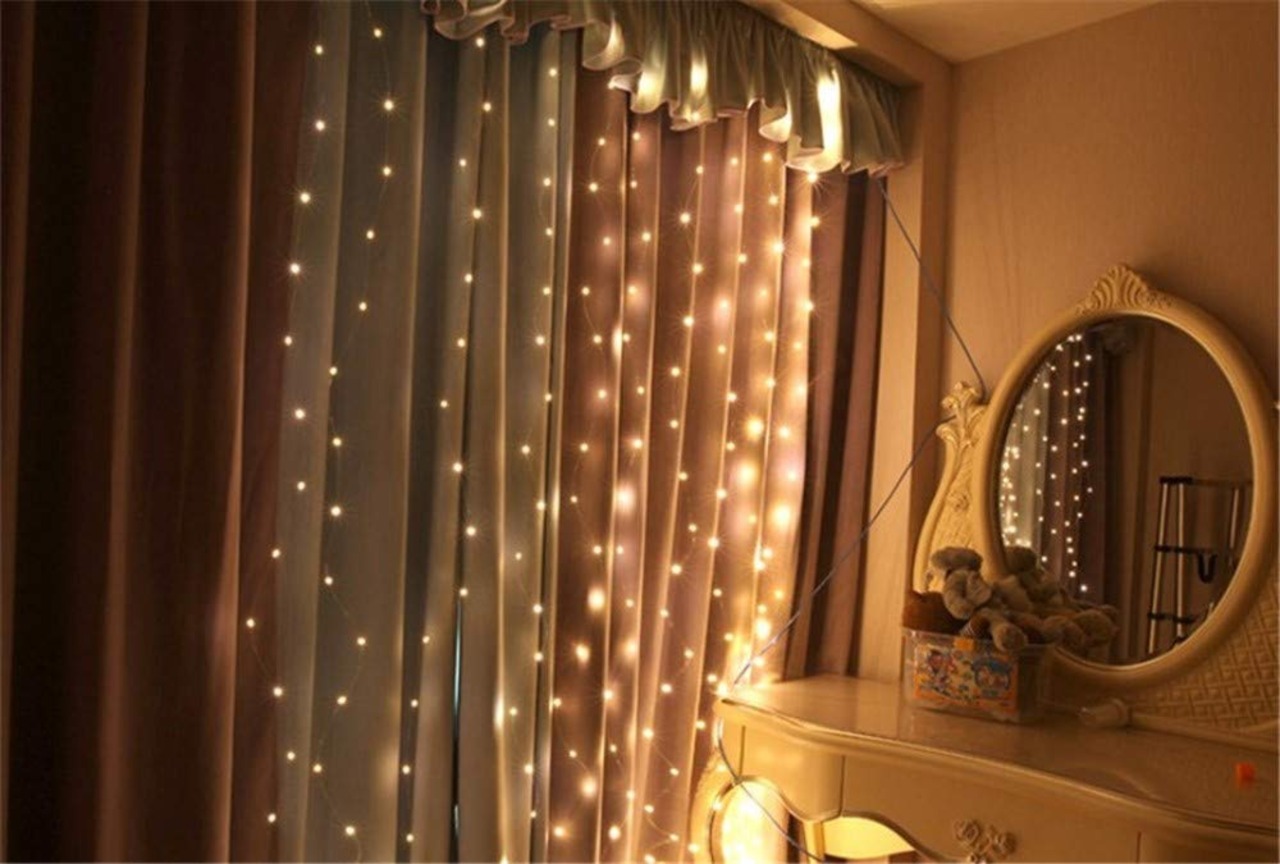 Yuuming 300 LED カーテンストリングライト3M×3M USB駆動 銅線妖精星ライト付きリモコン8モード結婚式のパーティーウィンドウ装飾 (3M - 300LED, 暖かい白)