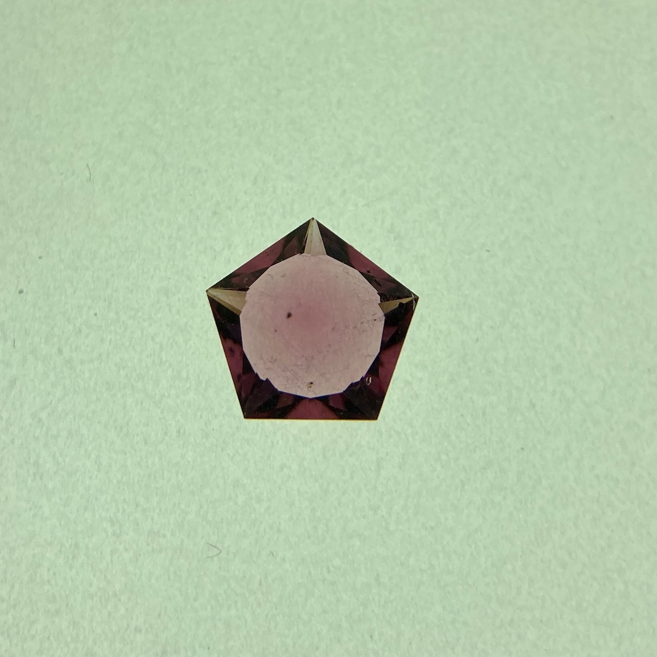 ロードライトガーネット 0.580ct 赤紫色 簡易ソーティング付き r-0383