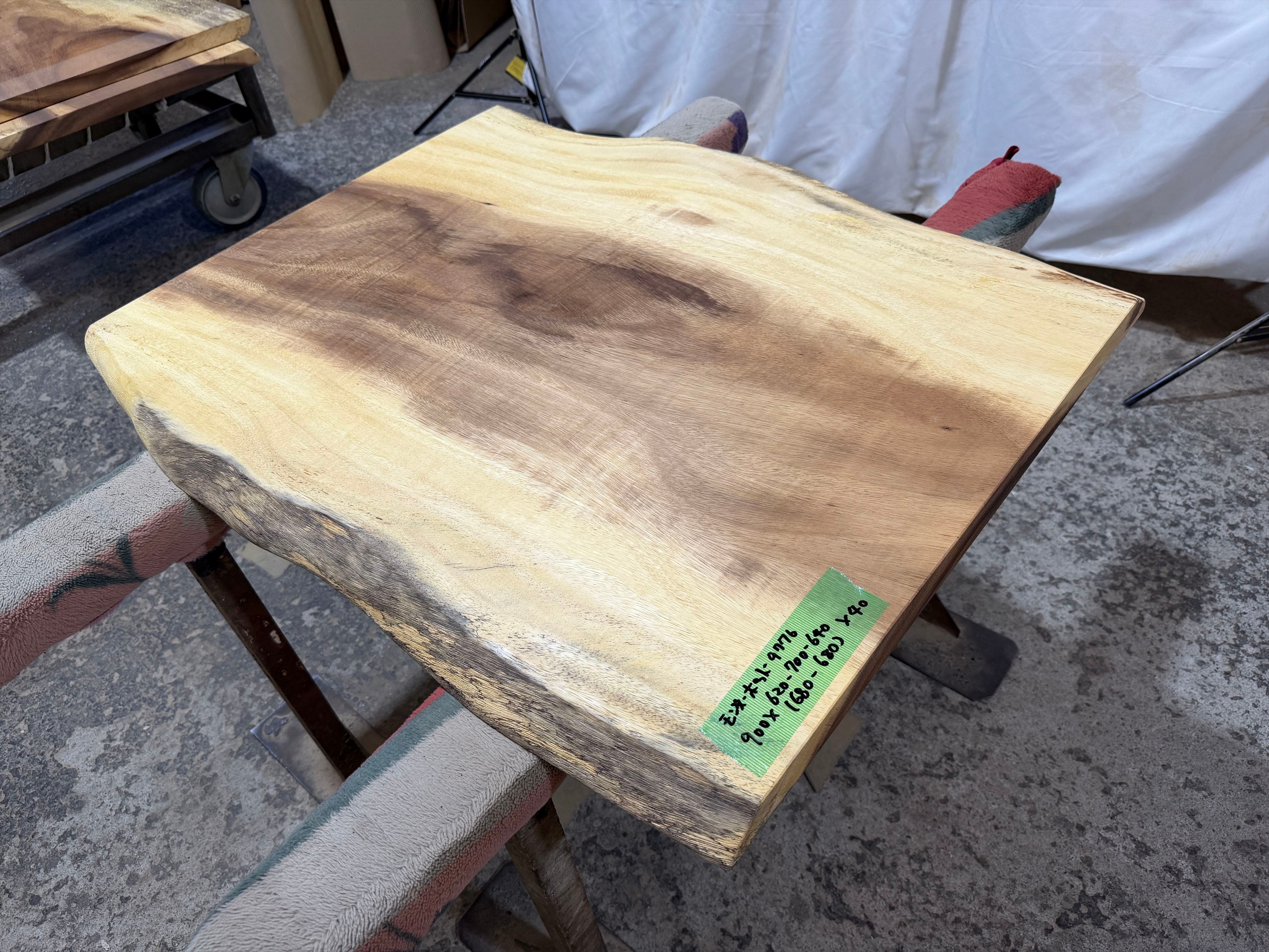 モンキーポッド9776 一枚板無垢 乾燥材 900x620-700-640x40mm カウンター センターテーブル ダイニングテーブル