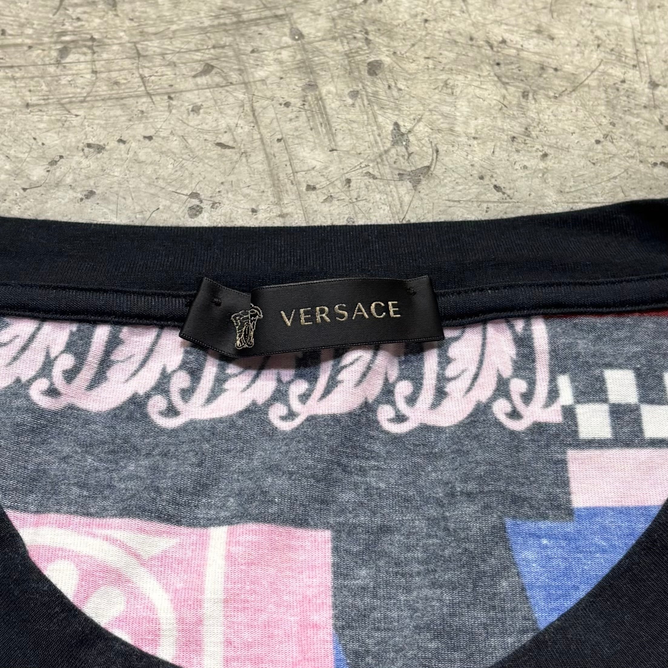 VERSACE Tシャツ 総柄 コットン ヴェルサーチ | 2122TOKYO
