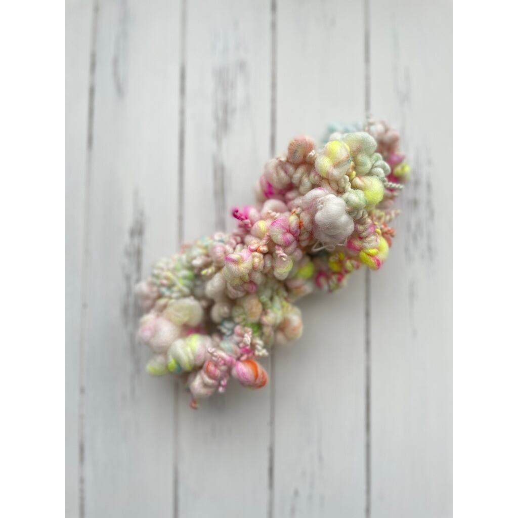 アートヤーン  手紡ぎ糸【22-0119】