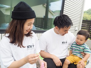 "KINGくんマスクverTシャツ" colour White×Black