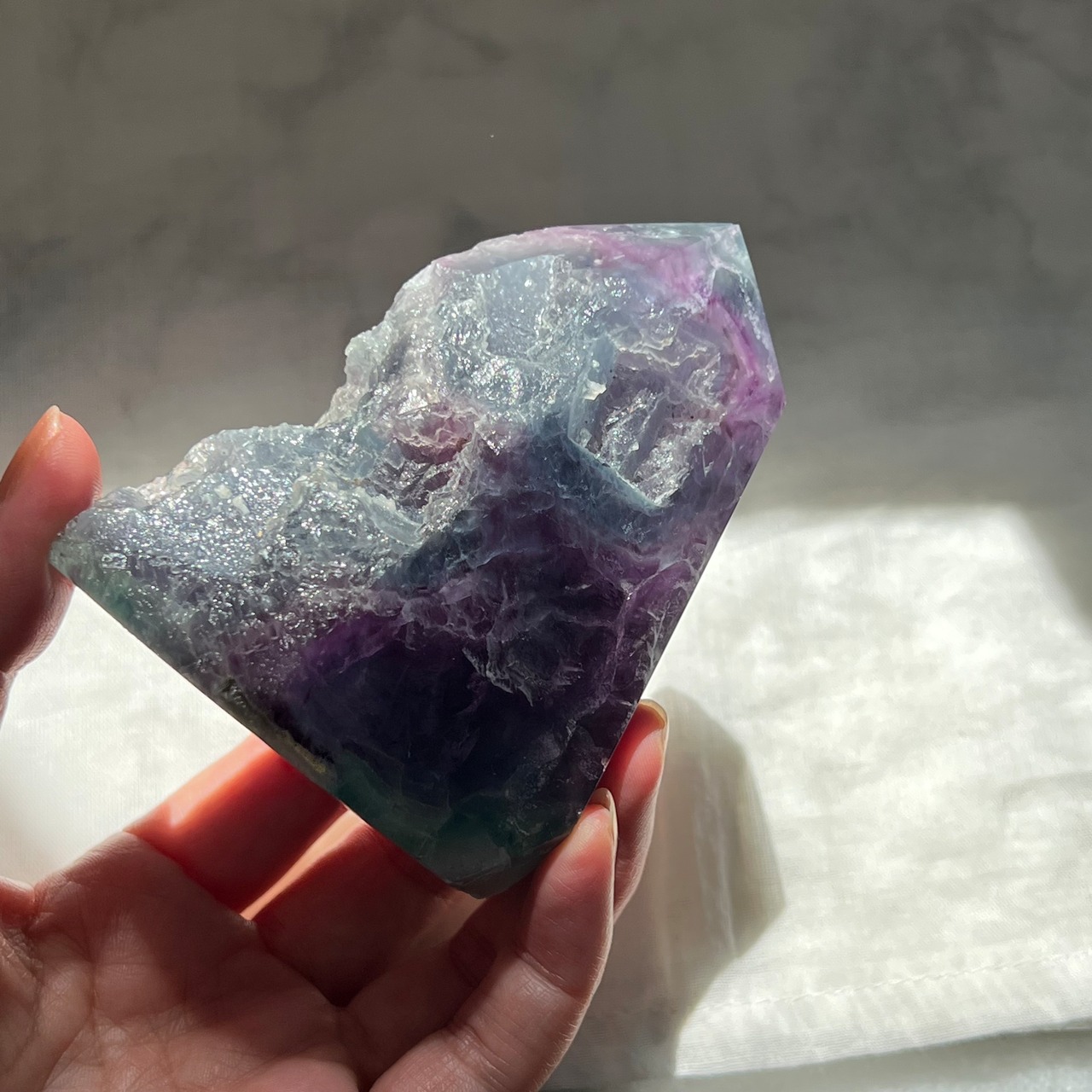 人気のブルーフローライト2＊フリーフォーム＊ちょっと変わったタワー＊天然石インテリア＊パワーストーン＊置き物