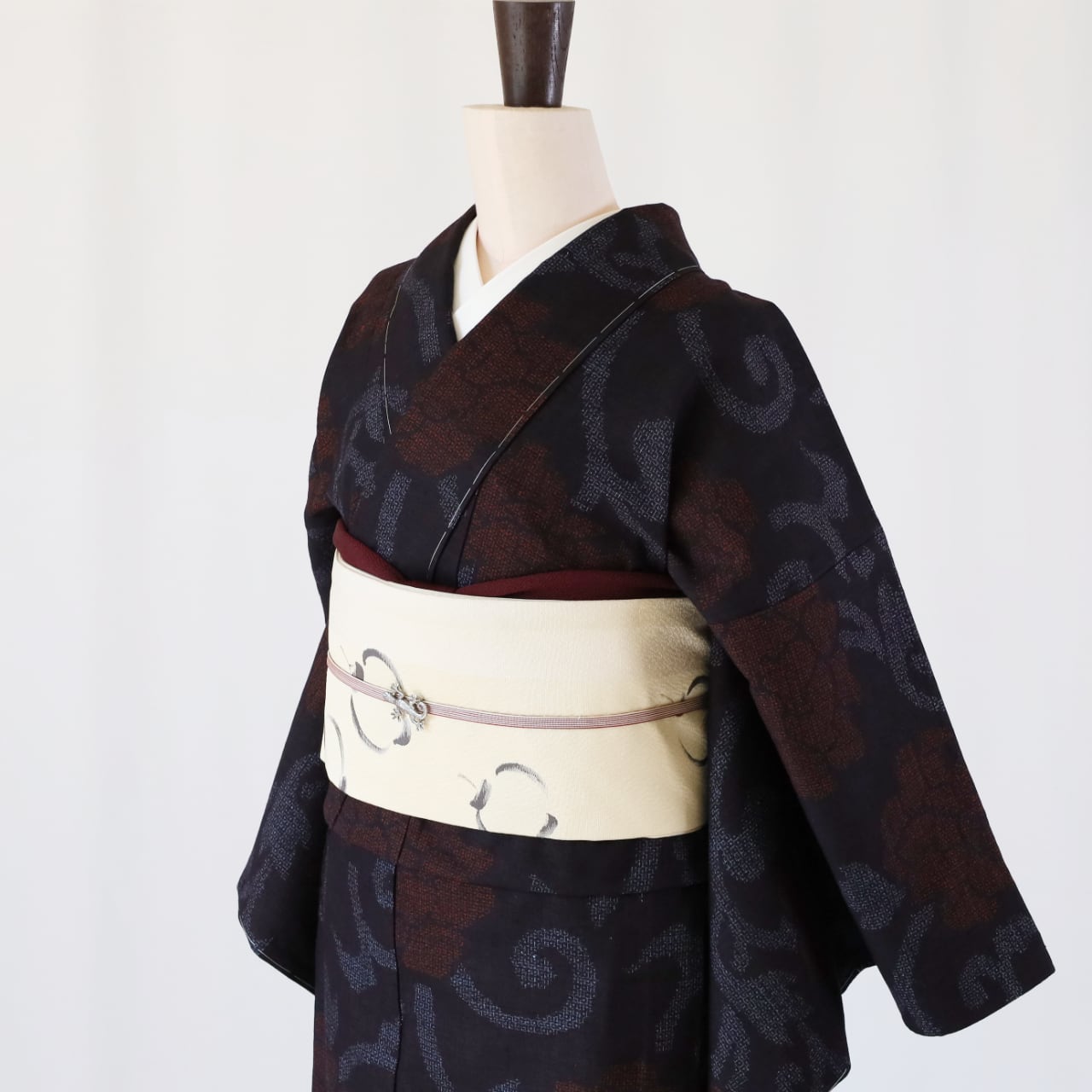 結城紬（単衣）80山亀甲絣／冬までOK！手縫い仕立て・しつけ糸付きの超美品！ | SELECT KIMONO 華ふじ powered by BASE