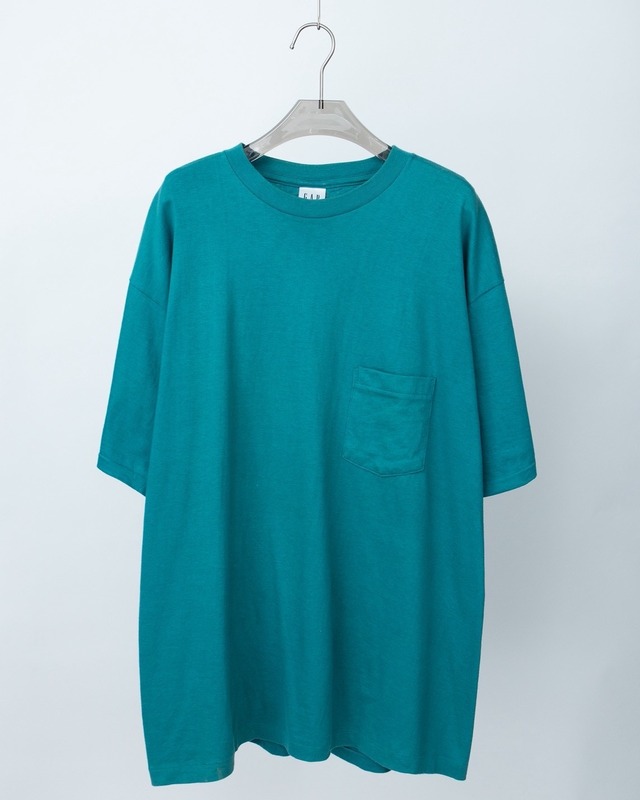 "GAP" plain pocket T-shirt