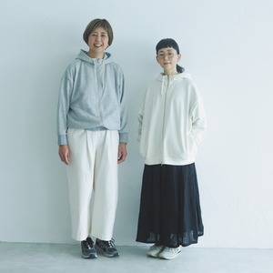 HUIS おへそパーカ　クリーム