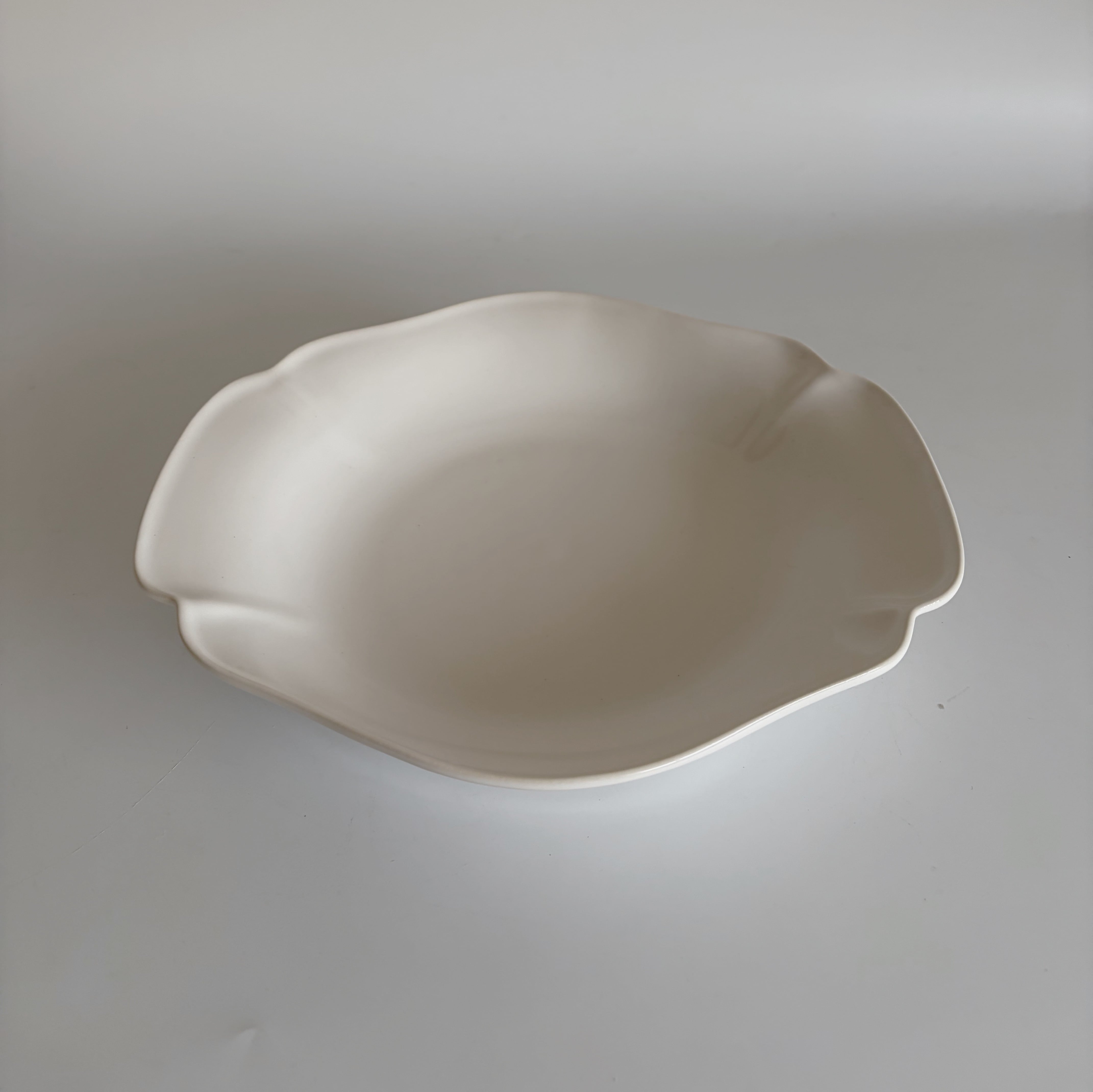 山本拓也　レリーフ深皿