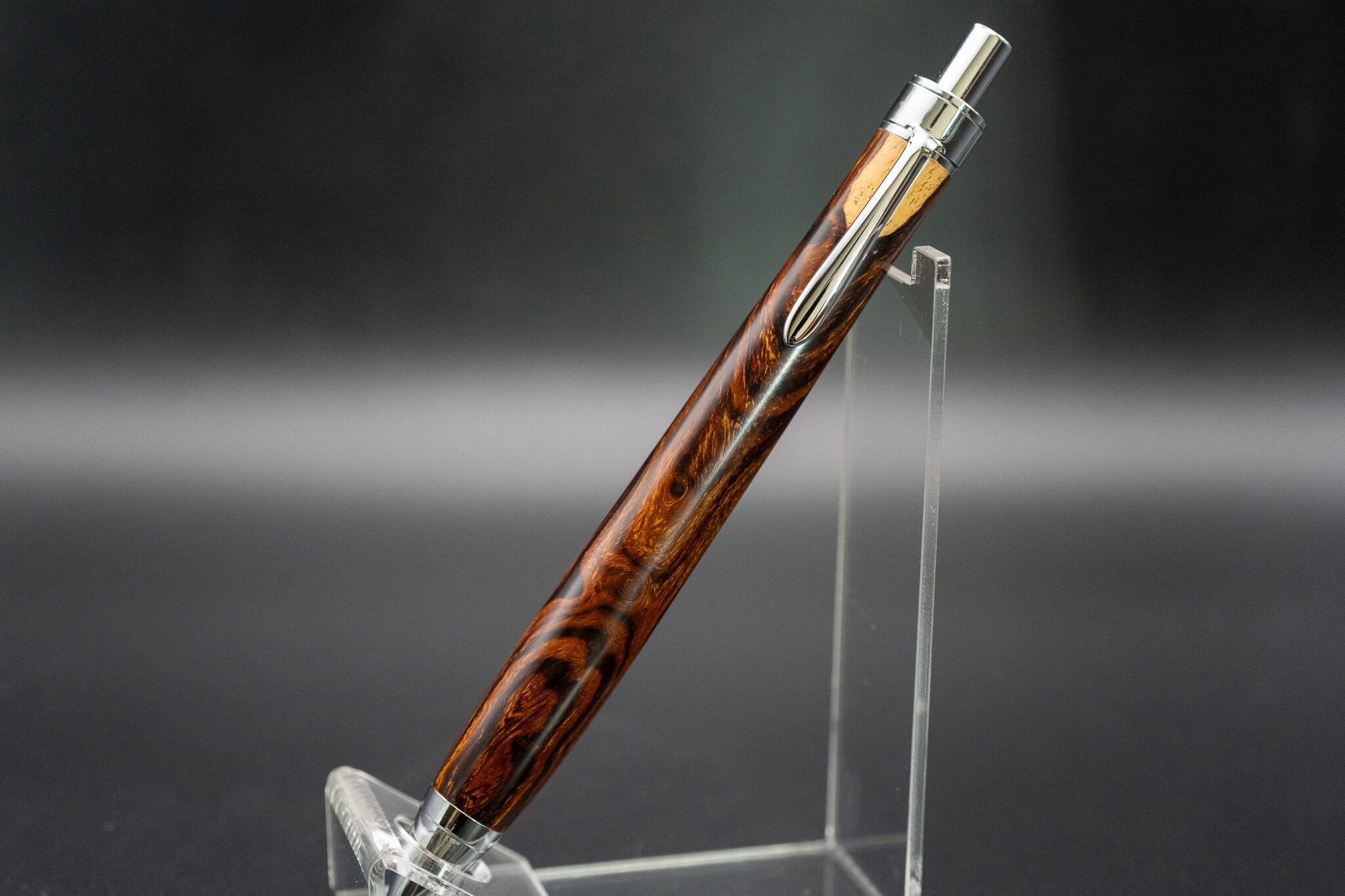 金杢犀　デザートアイアンウッド　MP 砂漠の宝石】デザートアイアンウッド 特上 silver MP | 木軸ペン工房