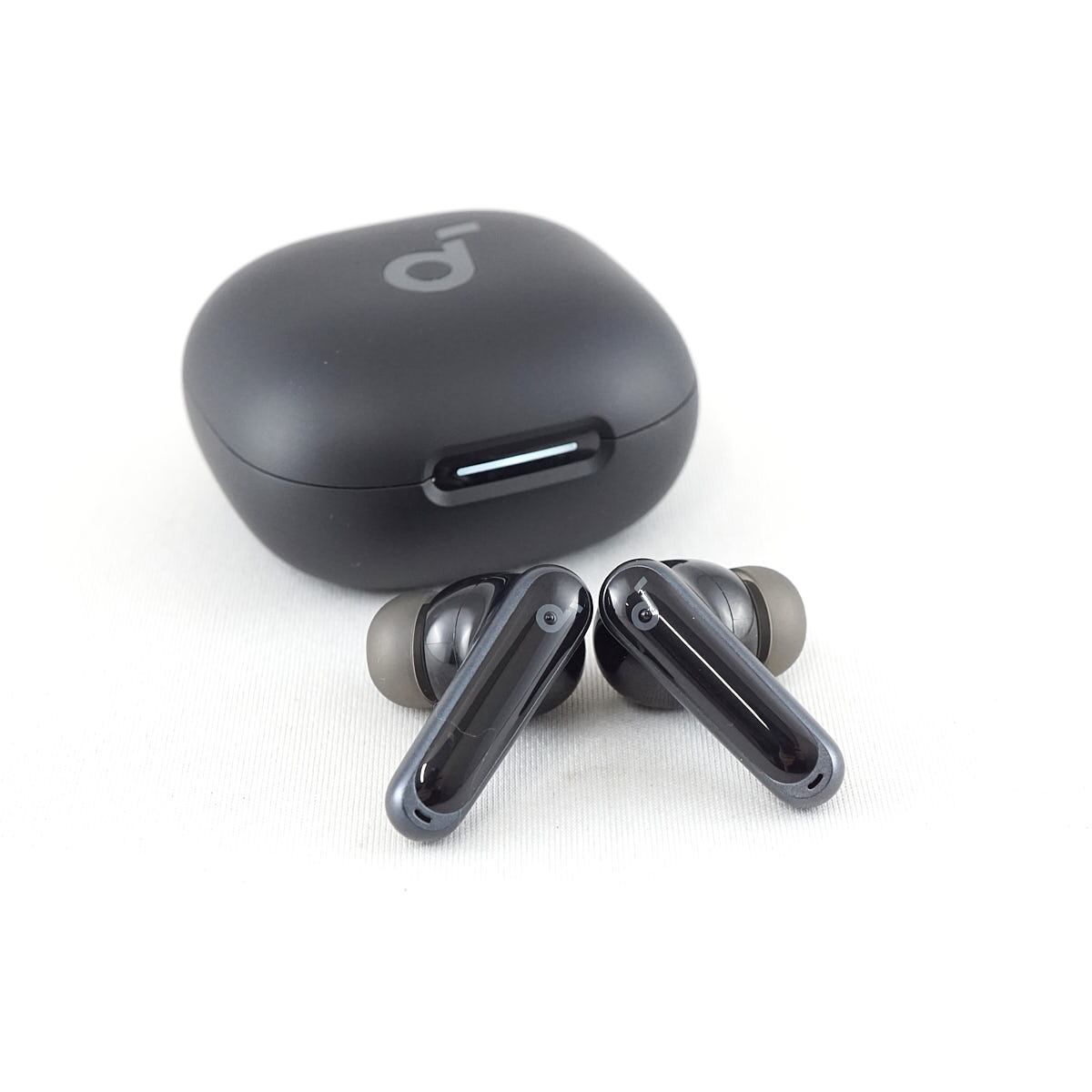 Apple AirPods 4 充電ケースのみ USED品 ノイズキャンセリングなし 第