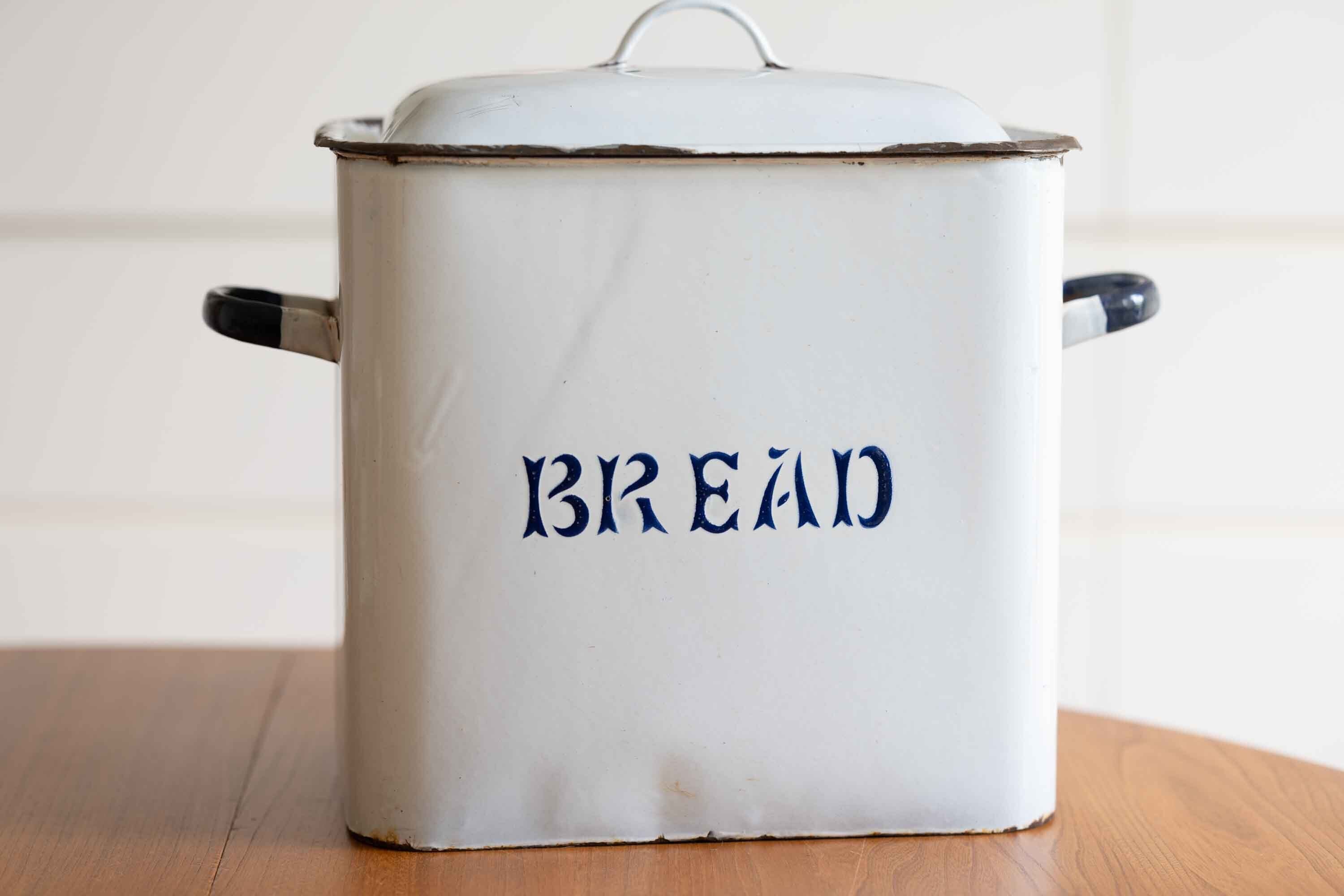 英国アンティーク　ブレッド缶　No.１２