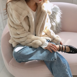 Fake fur jacket (12月上旬頃発送予定)