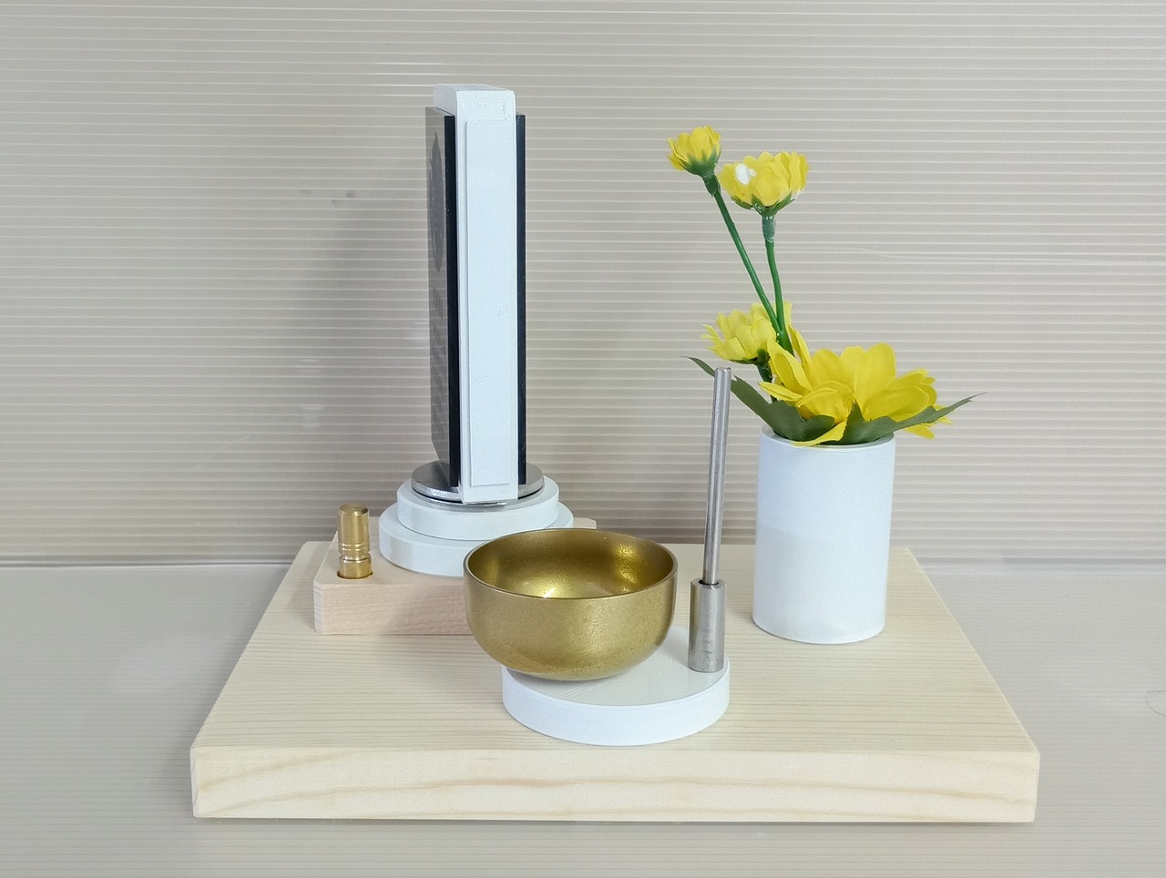 【商品番号 12 】　人生位牌ステ－ジセット 天回260 ホワイト アルミ白 りんアルミ白・造花用花筒白＋KP台座