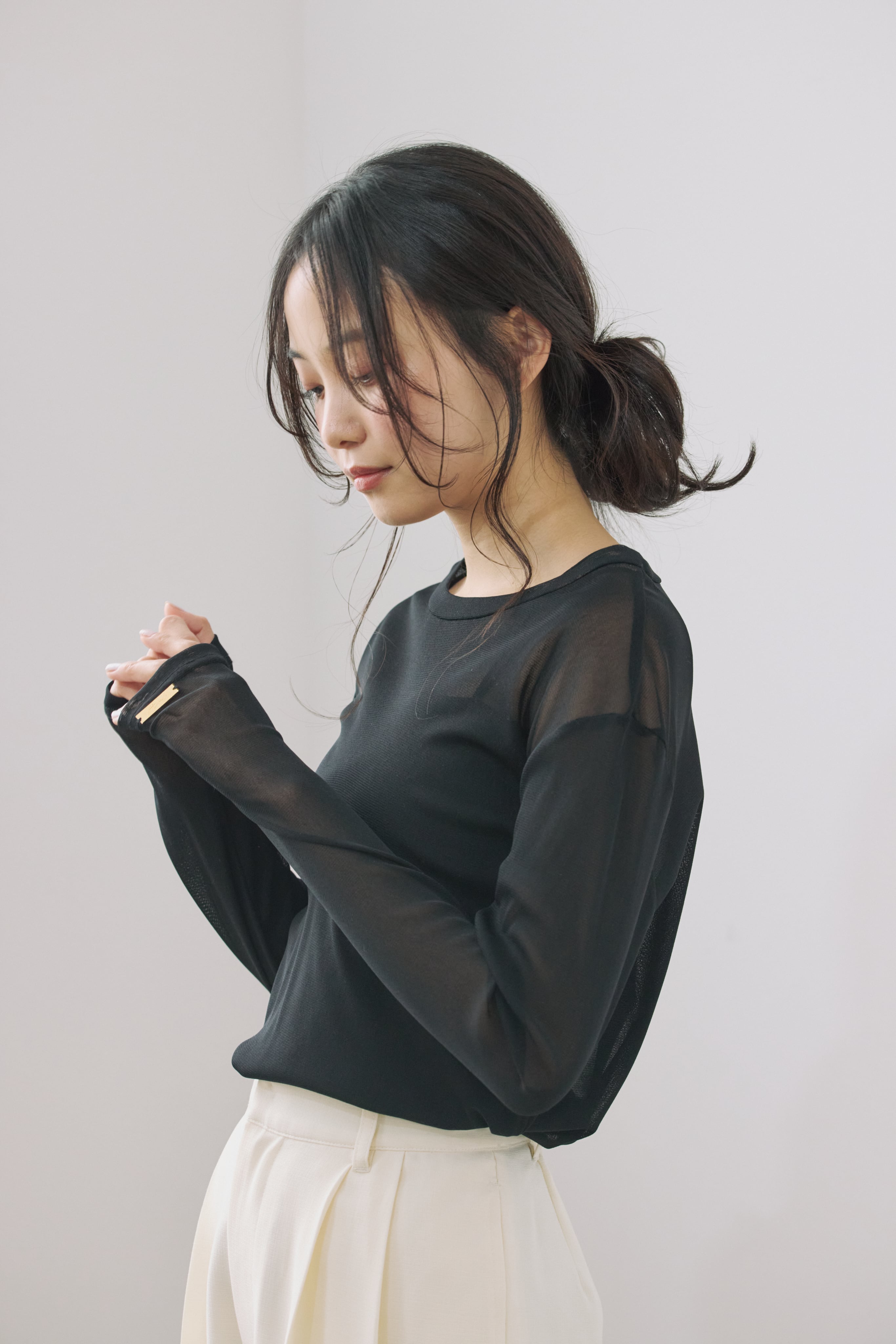 AM1299 sheer crew tops【残り6点】