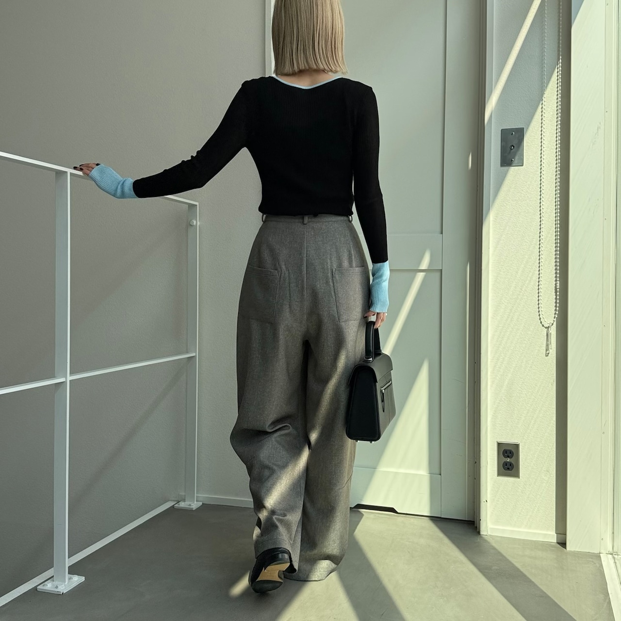 袖バイカラーシアーニットCS/ブラック