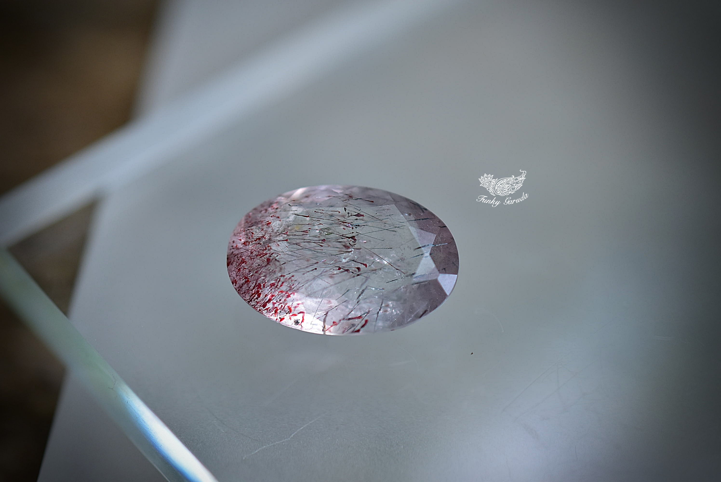 赤い流れ星☆レピドクロサイトインクォーツs545 | Funky garuda Stone