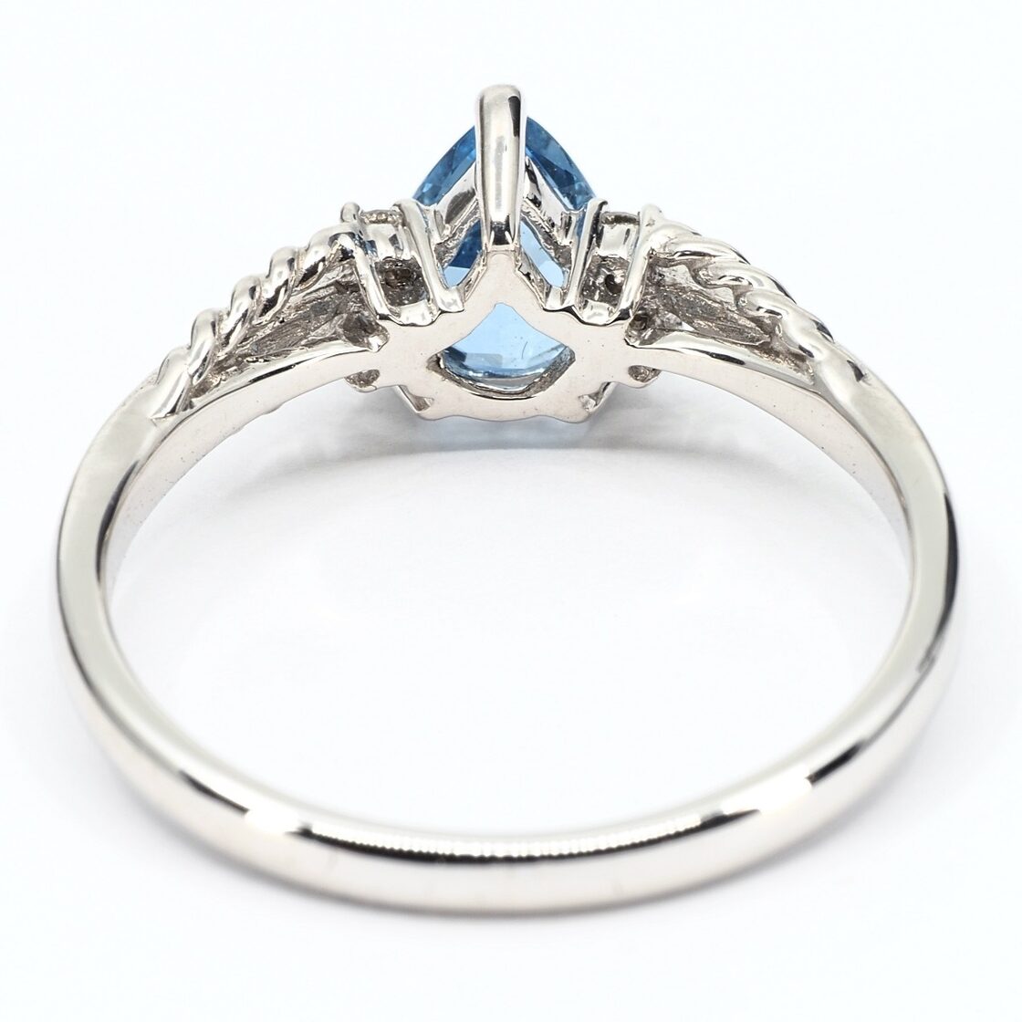 K18WG サンタマリアアクアマリン 0.57ct ダイヤモンド 0.04ct リング 
