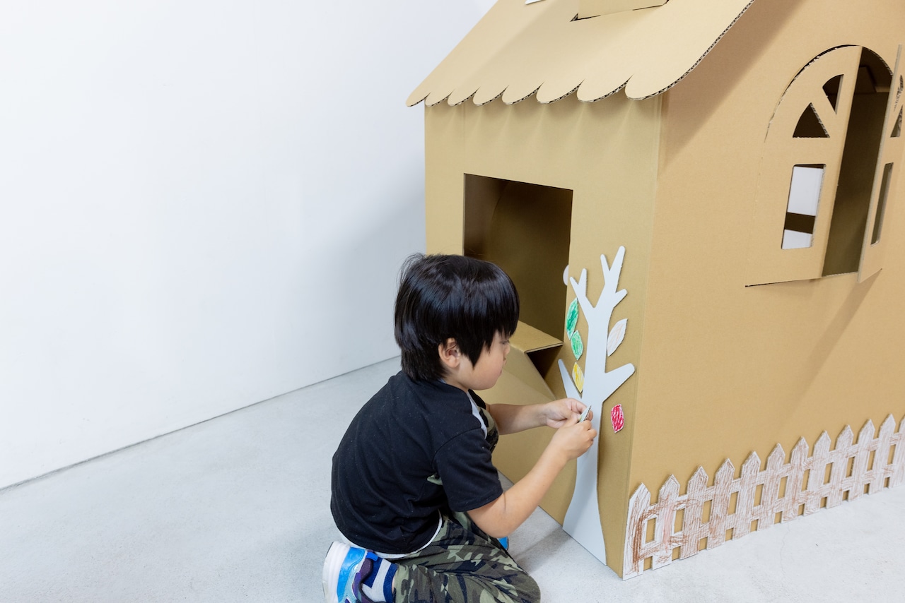 ダンボールハウス