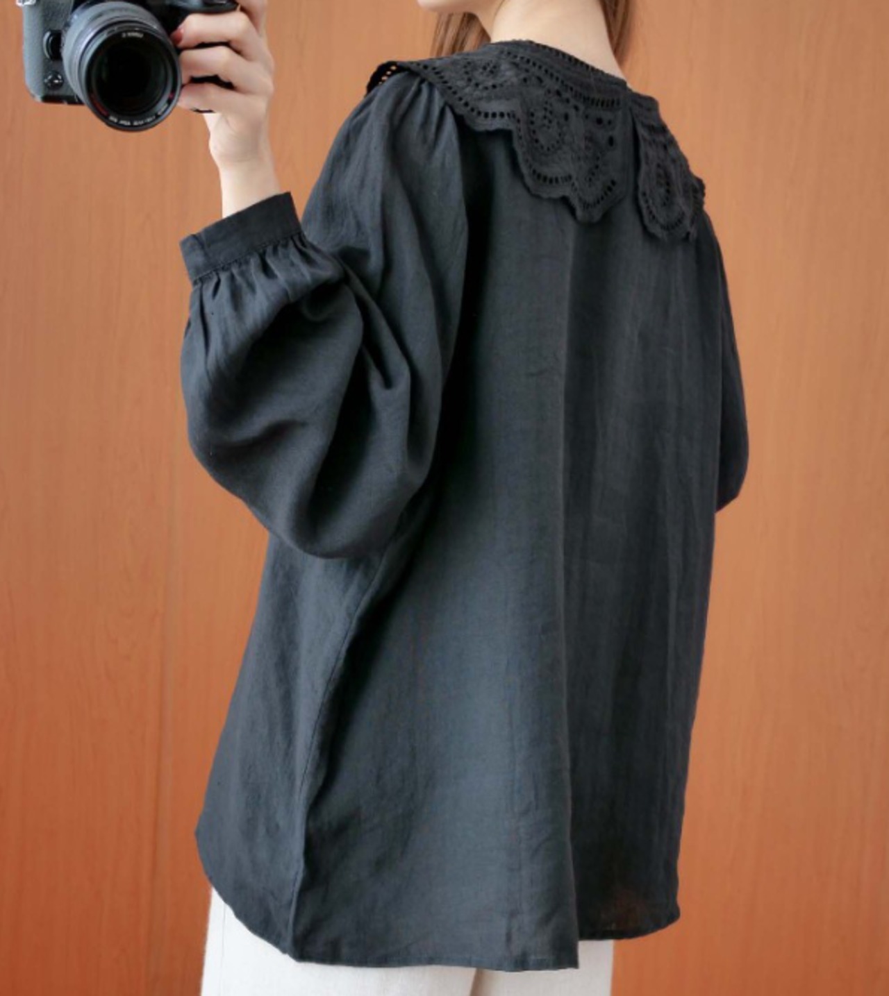 花柄レース襟トップス