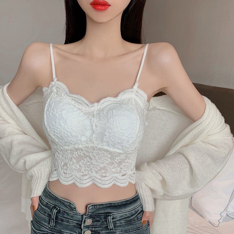 Tops Lace Elegantトップス キャミソール インナー レース 花柄 タイト スリム ショート丈 クロップド ノースリーブ セクシー パッド付き オシャレ シンプル 2色展開 ホワイト ブラック 着回し 上品 シック 大人 きれいめ カジュアル お出かけ 普段使い 春 夏 秋 Sea