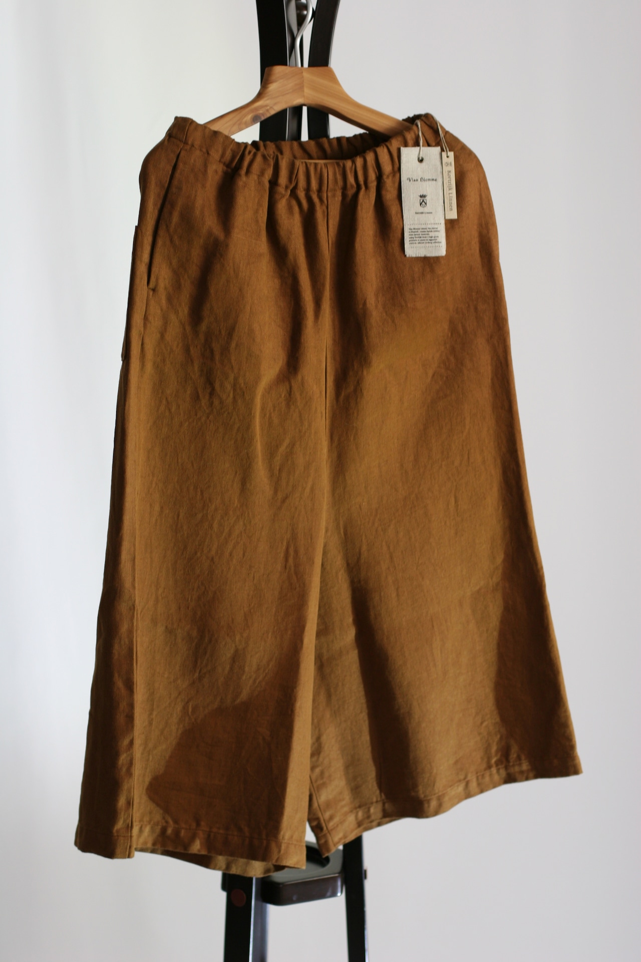 【Vlas Blomme】ライトリネンツイル ペンギンパンツ / Camel Brown(13525073)