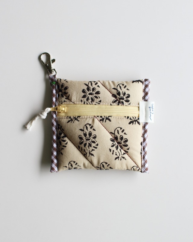 Block quilt pouch mini <Coffee mood>