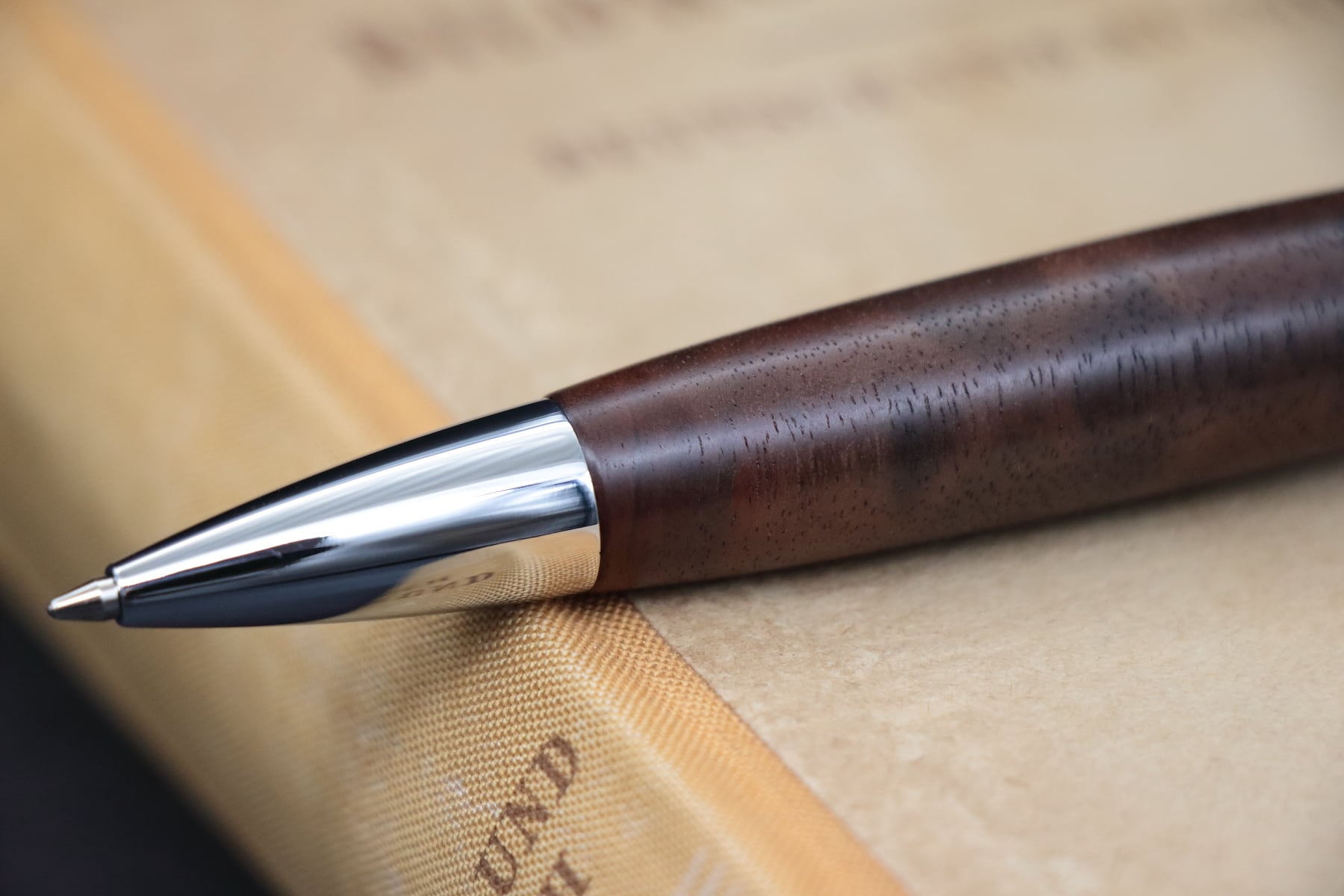 クラロウォールナット・Chouette」木軸ペン 銘木ボールペン Viriditas