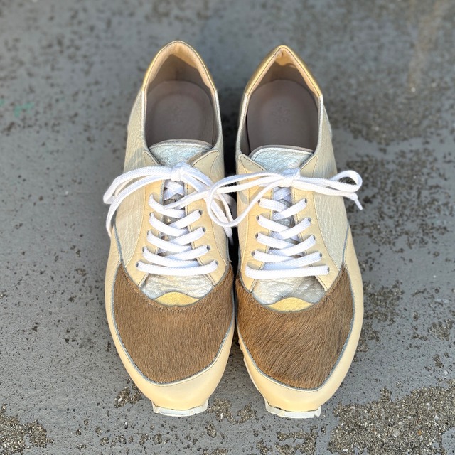 EMAクラフトスニーカー 本革ハラコベージュ×パールホワイト　スポーティカジュアル