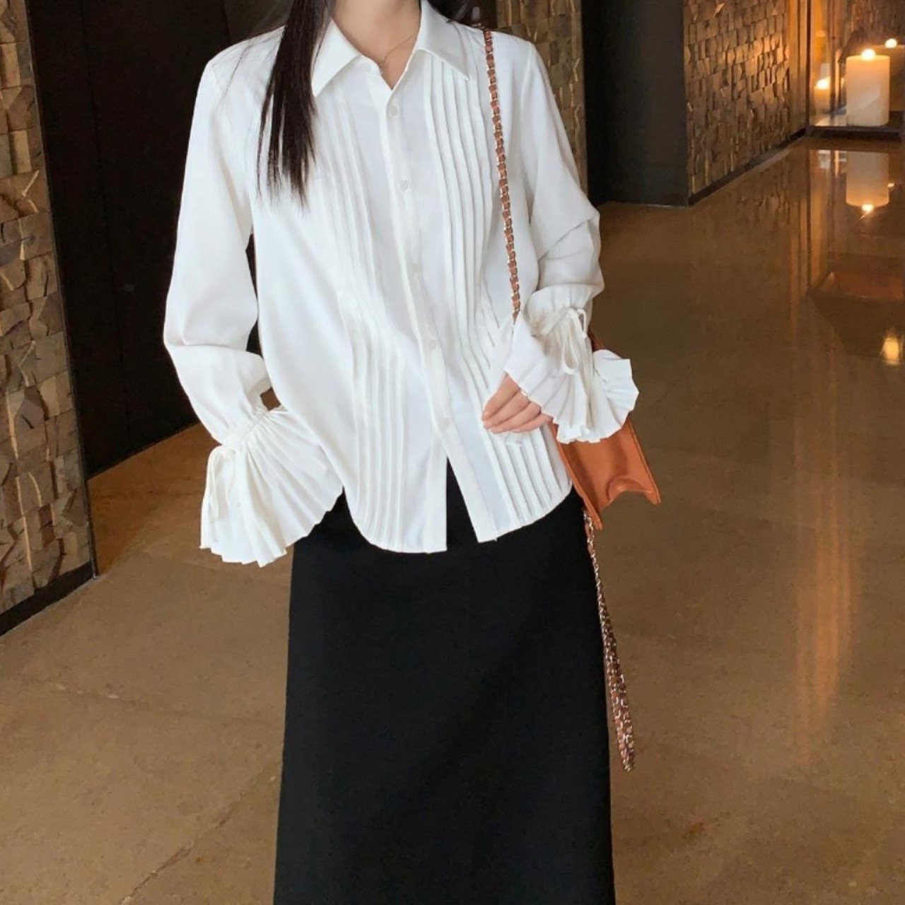 袖アクセントプリーツシャツ