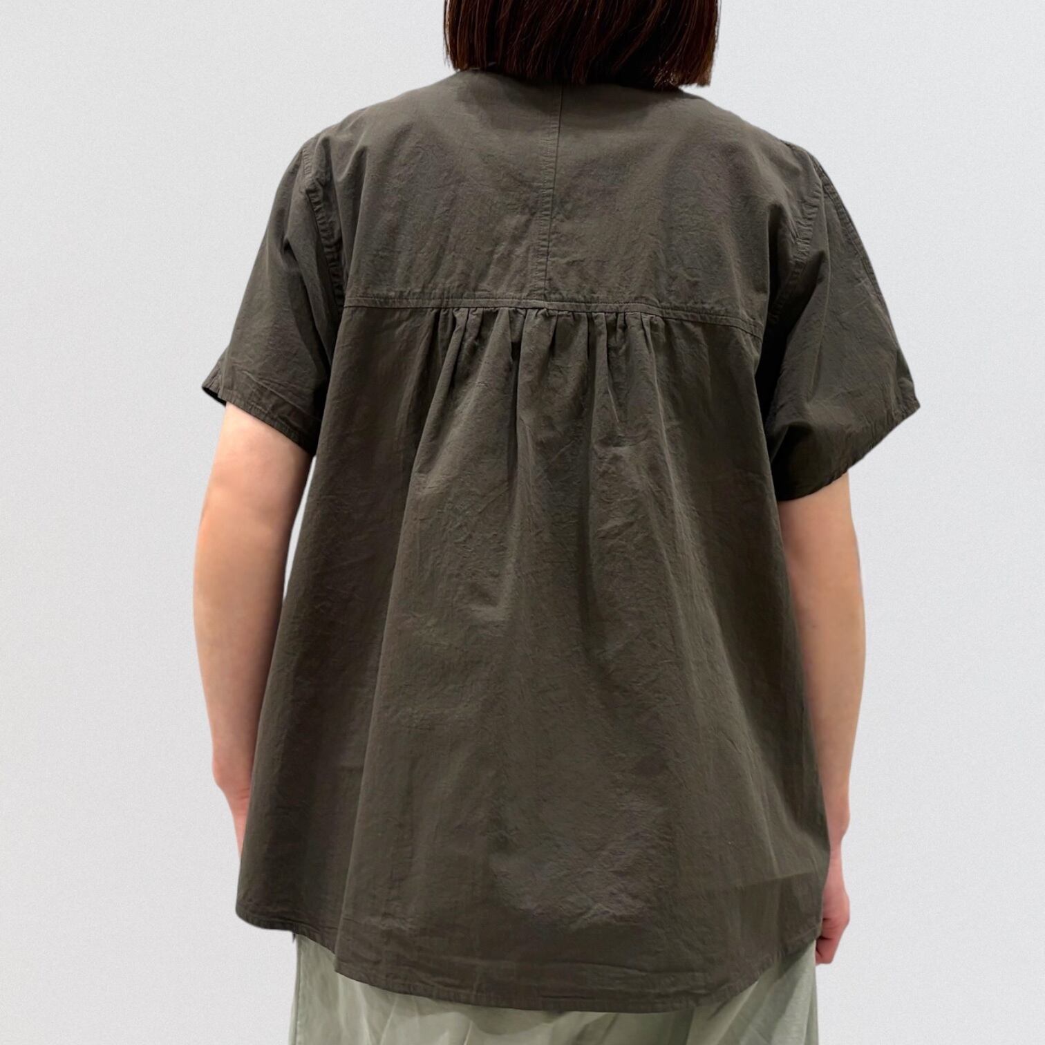 vm cotton linen light weather gathered shoulder shirt | CoCo Cuore