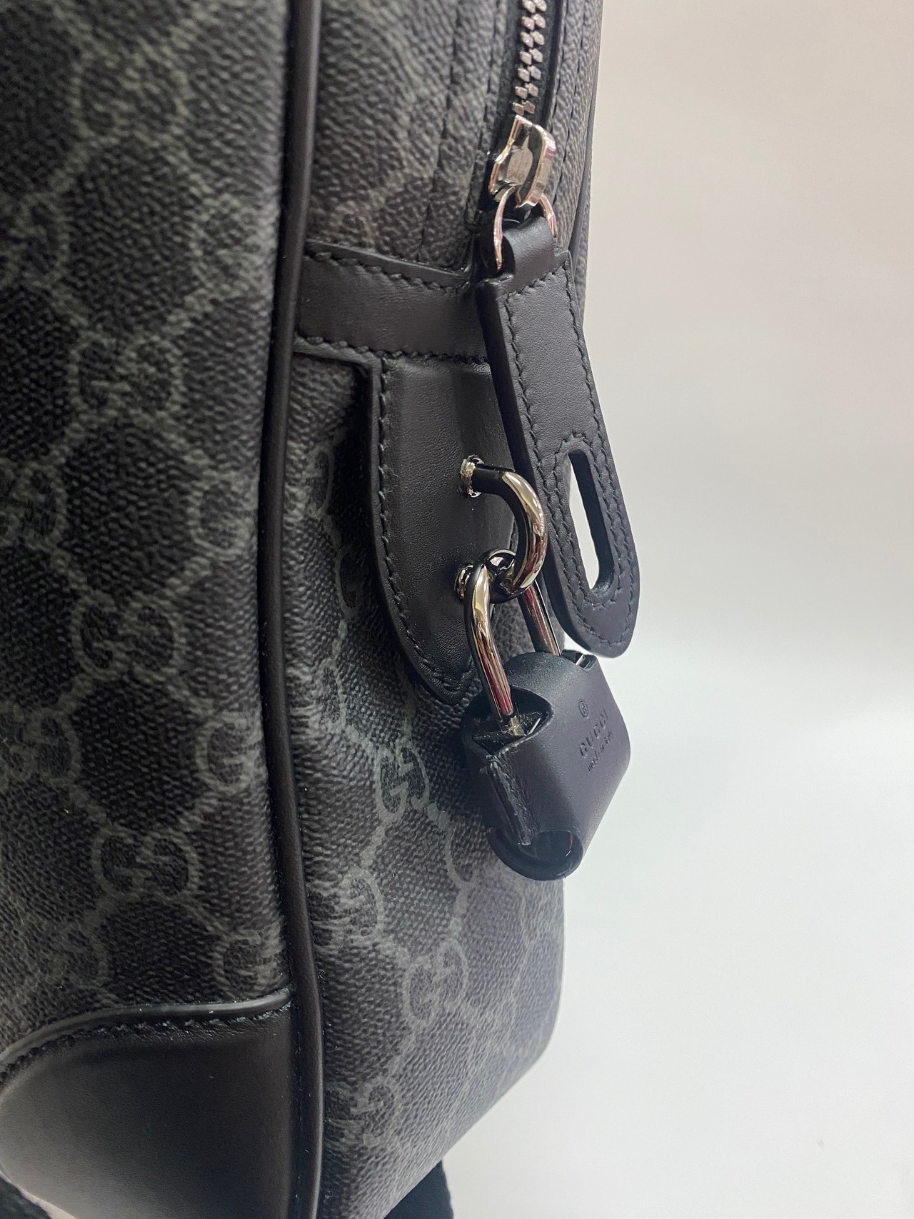 GUCCI  グッチ メンズ ショルダーバック 821149-FAED4-1000