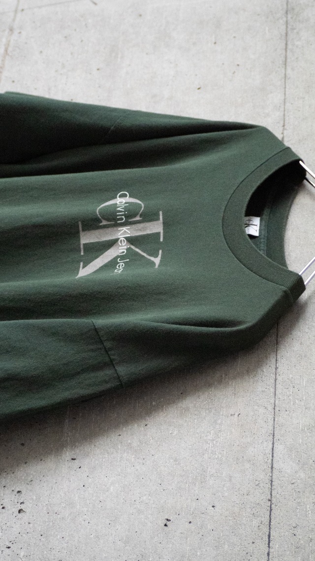 "Calvin Klein Jeans" 1990s MADE IN U.S.A. logo tee