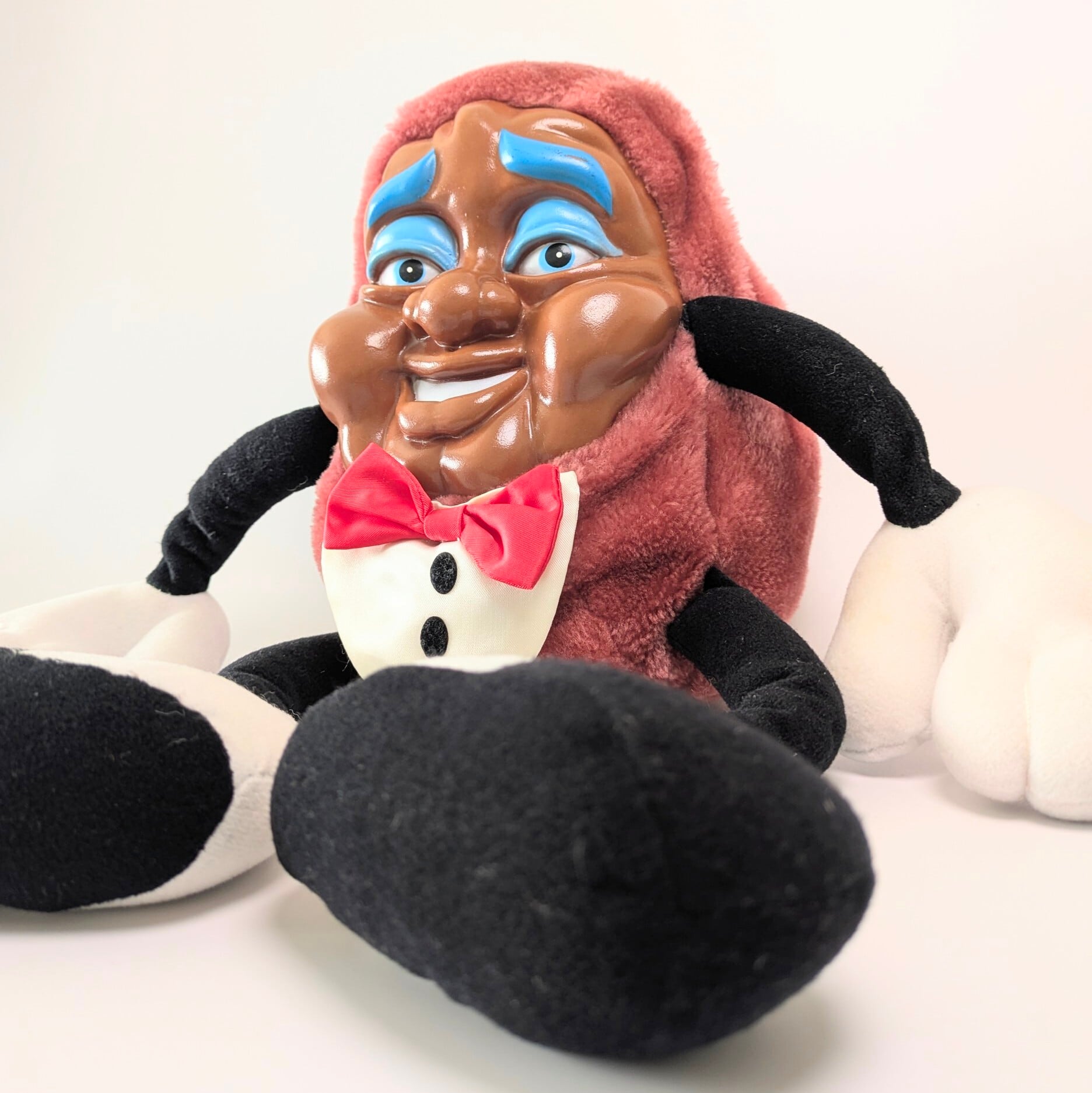 ☆ VINTAGE 80' ☆ 【 California Raisins（カリフォルニアレーズン） 】 『 蝶ネクタイレーズン / knockoff 』plush toy / ぬいぐるみ / ビンテージトイ 〚アメリカン雑貨 アメトイ〛