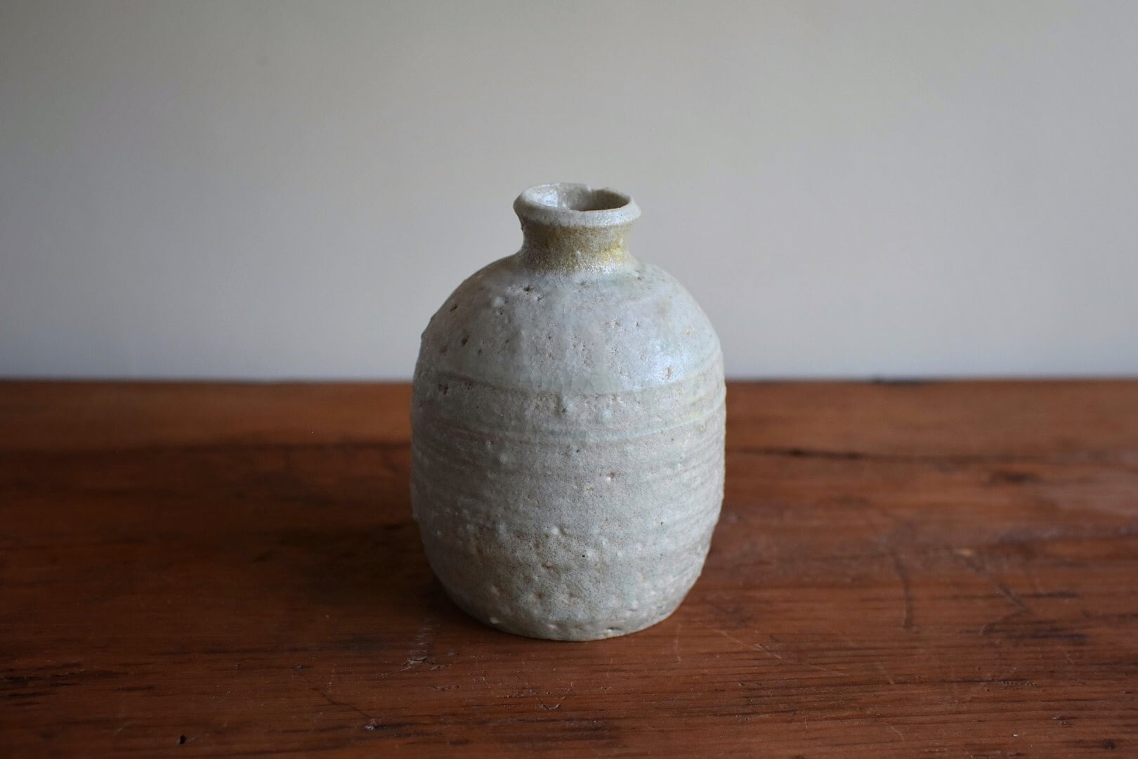 信楽自然釉花入 信楽自然釉蹲る掛花入 信楽自然釉蹲る