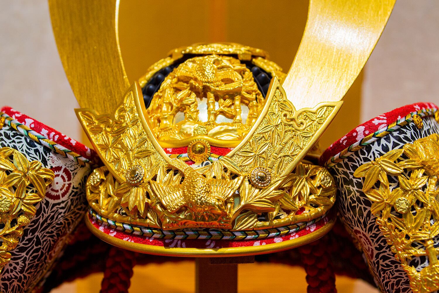 竹雀の兜　雄山製作