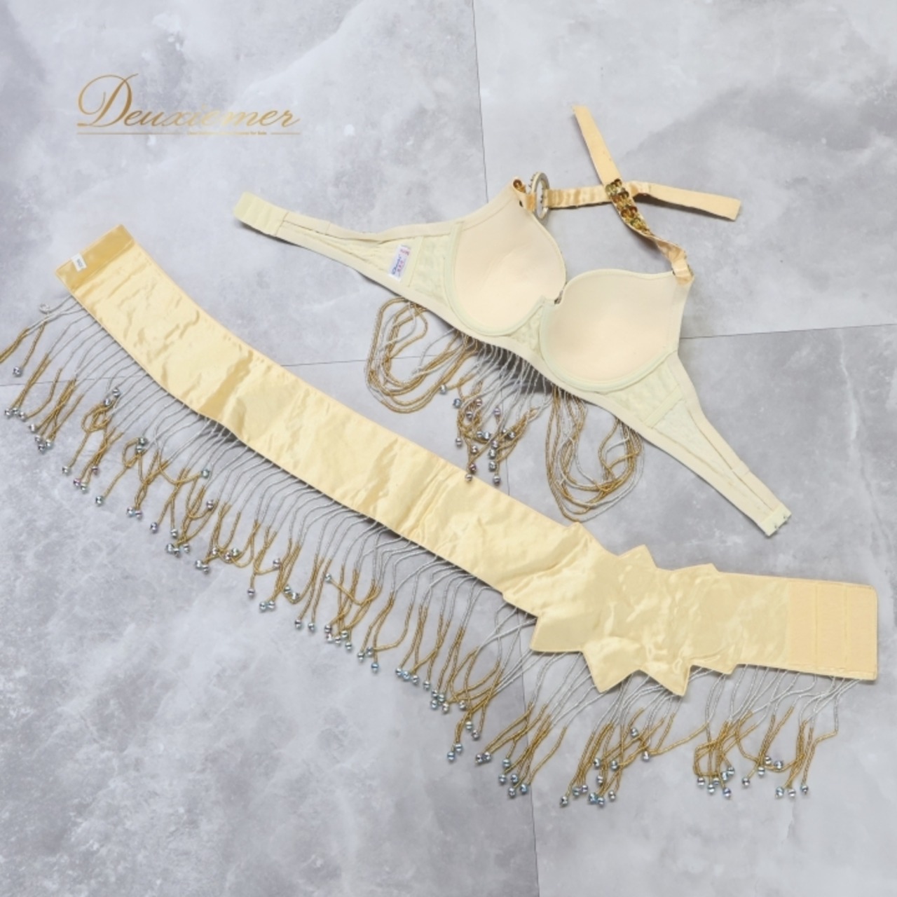 ベリーダンス オリエンタル 衣装 トップス ベルト セット ゴールド系 ラインストーン ビーズ フリンジ 豪華 装飾 スパンコール 金 黄 華やか マジックテープ キラキラ ダンス衣装 ステージ イベント シルバー系 イエロー系