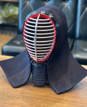 【✨オススメ激アツ予約販売✨】【 高級素材✨鹿革 具の目刺】【面サイズ64〜72】スーパー試合用防具『黒閃 鹿革具の目』6㎜具の目刺✨鹿革✨面