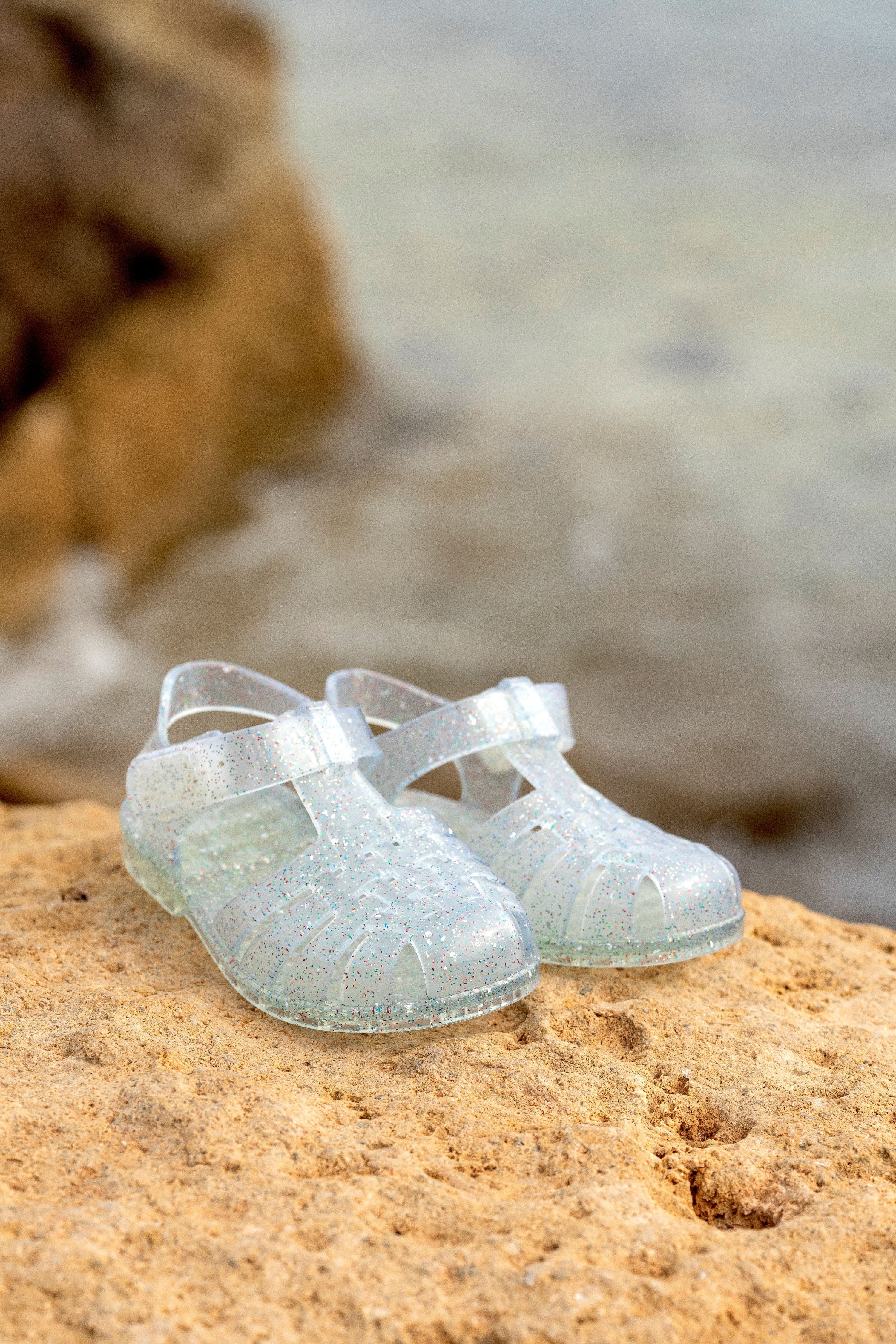 igor(イゴール)CLASICA CRISTAL TRANS MULTI GLITTER クリア(11cm/12cm/12.5cm/13cm/14cm/14.5cm/15cm/16cm/16.5cm/17cm/18cm/18.5cm/19cm/20cm/20.5cm/21cm)サンダル ラメ グリッター