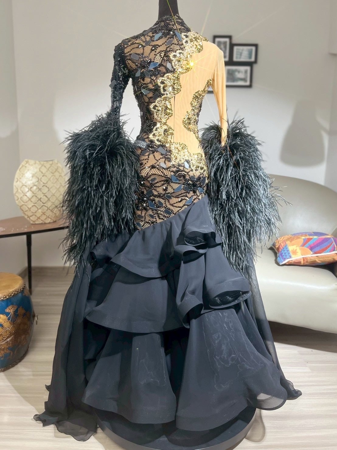 既製ドレス | 社交ダンスウェアSTUNNINGDANCEWEAR