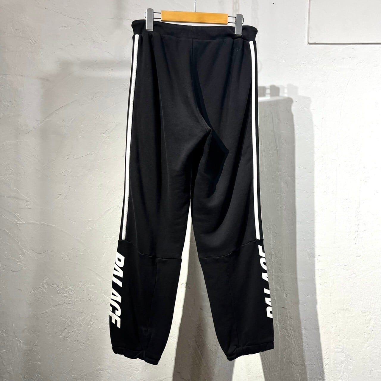16SS adidas×PALACE Track Pants | VOLAR 16SS adidas×PALACE Track Pants | VOLAR